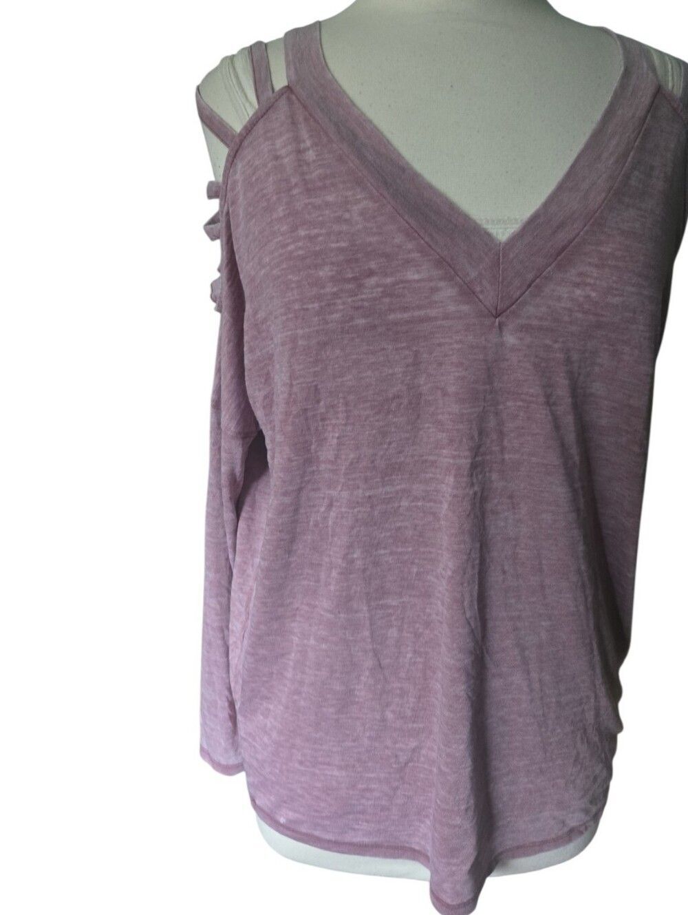 Express One Eleven mauve purple V-neck Shirt - S